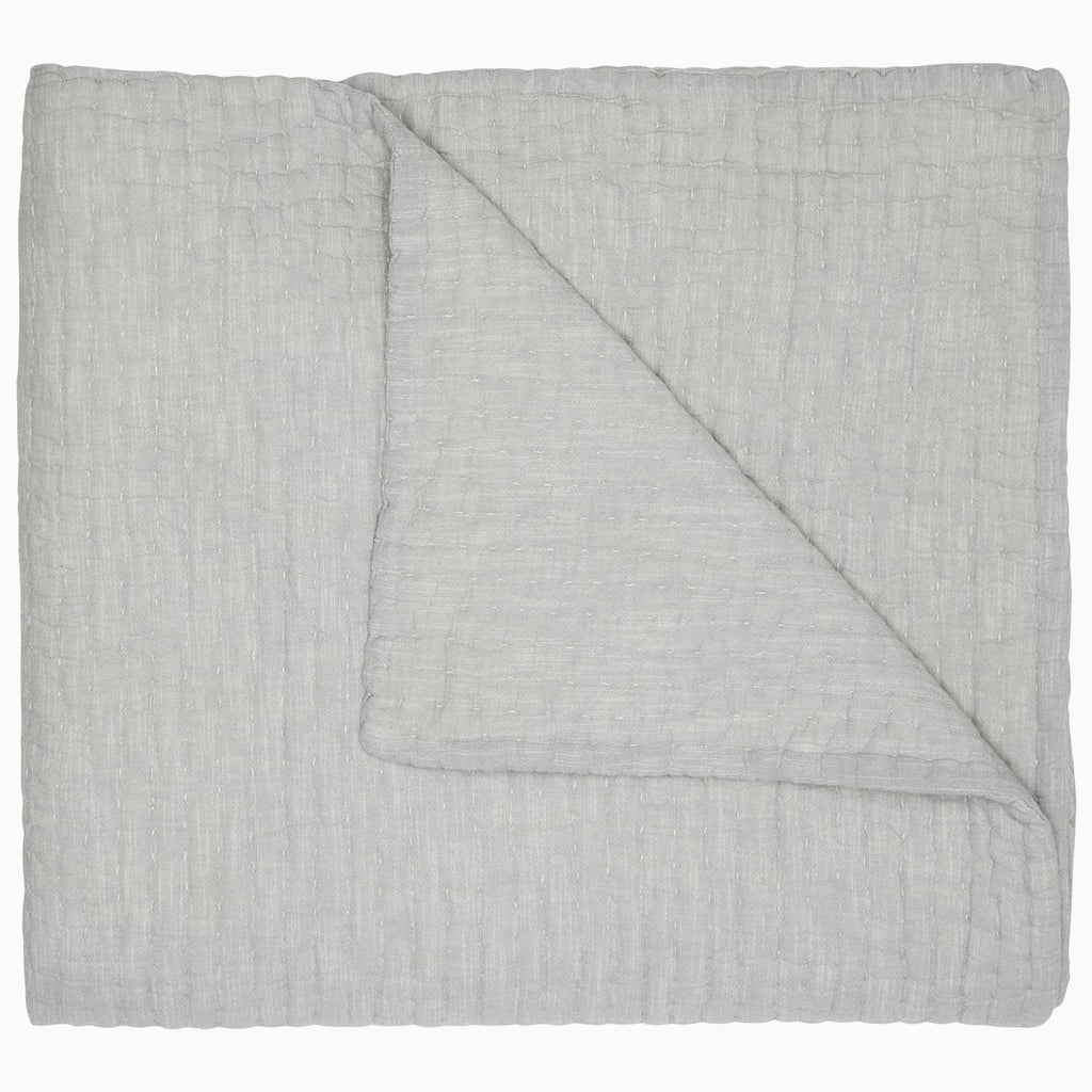 Vivada Woven Quilts