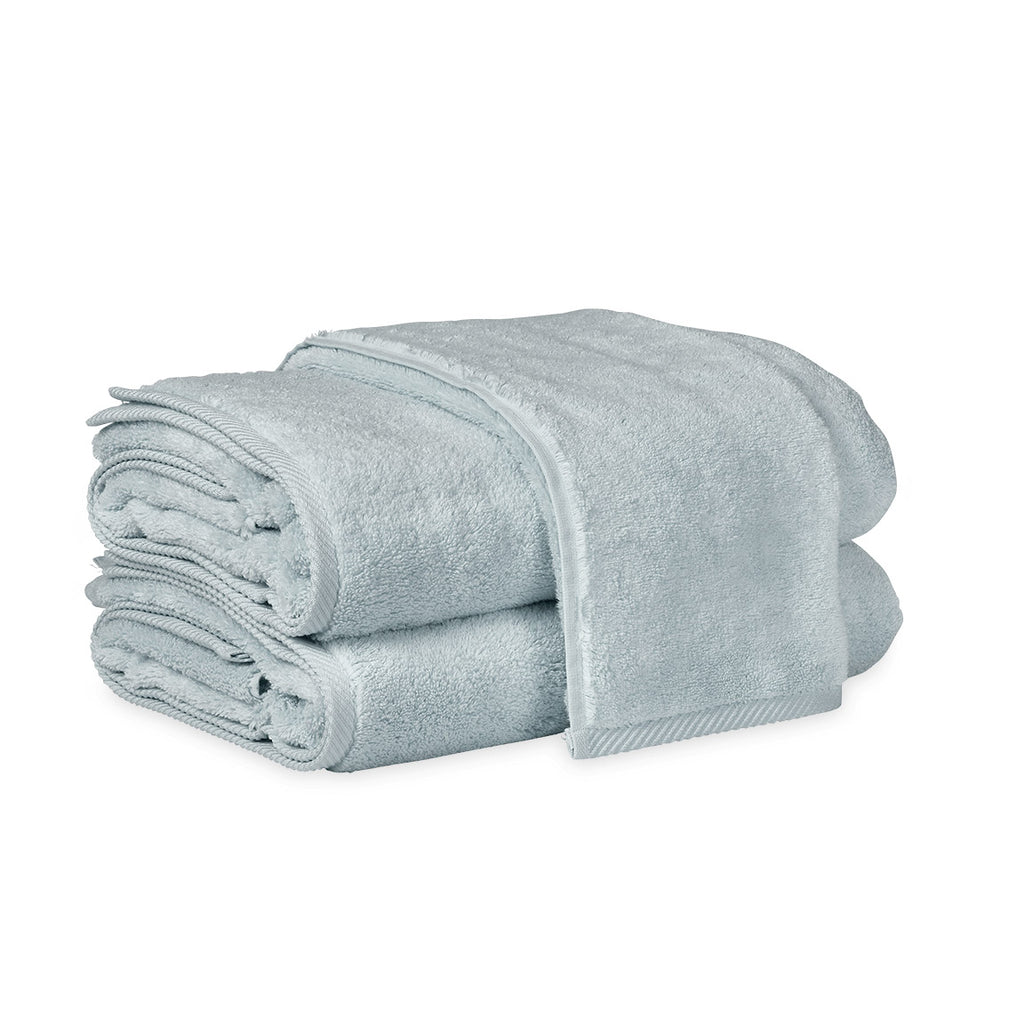 Milagro Pool Towels